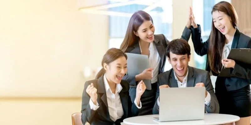 Bộ máy nhân sự của nền tảng